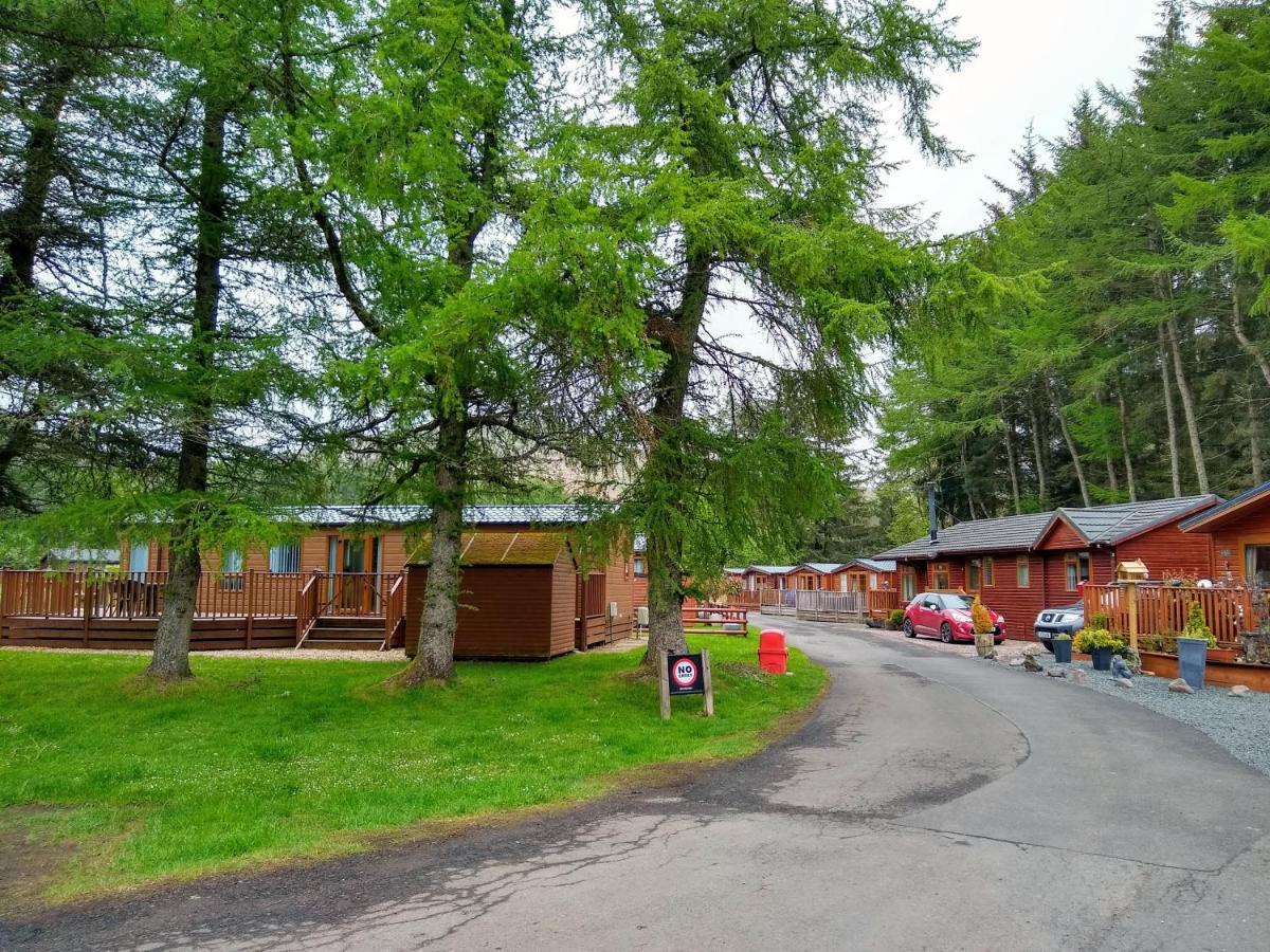 Lazy Days Lodge Glendevon Exterior photo